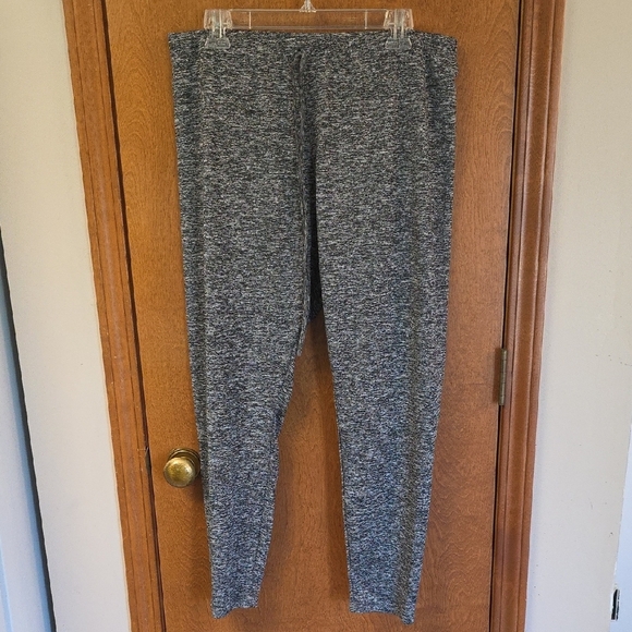 SHEIN Pants - Gray Knit Leggings
